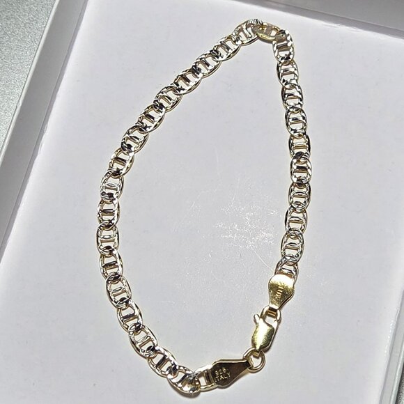 Jewelry - Timeless Gold and Silver Chain Bracelet